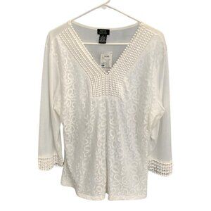 🤍  NWT Shannon Ford New York White 3/4 Sleeve Textured V-Neck Top – Size XL